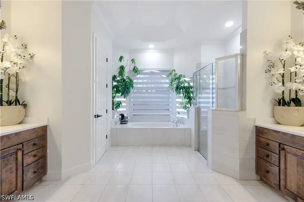 3223 4th Avenue NE Naples FL 34120