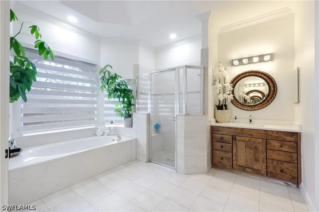 3223 4th Avenue NE Naples FL 34120