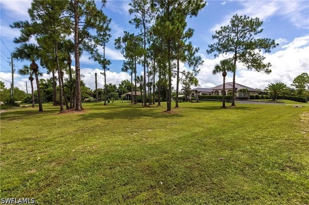 3223 4th Avenue NE Naples FL 34120