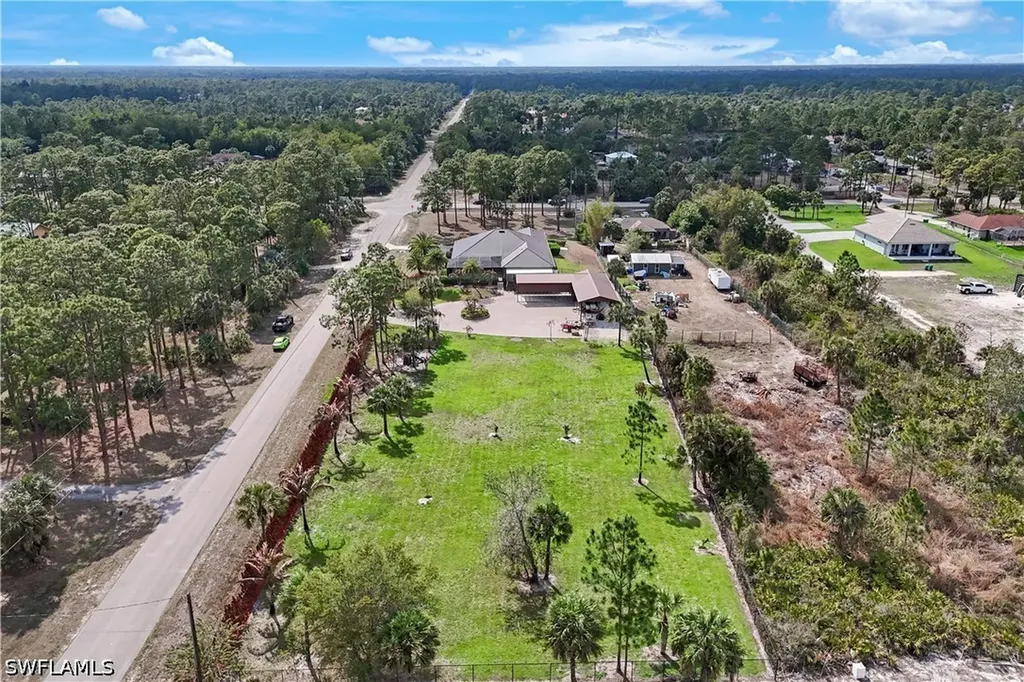 3223 4th Avenue NE Naples FL 34120