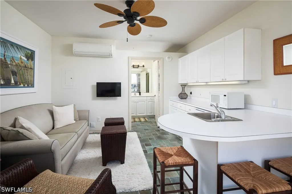 410 Flagship Drive Naples FL 34108