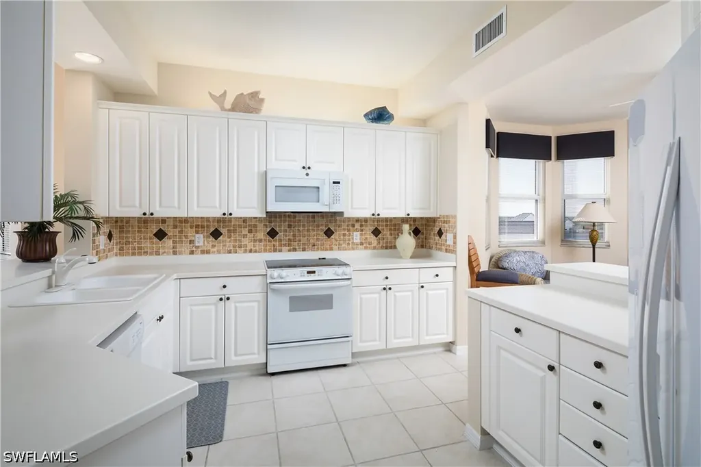 410 Flagship Drive Naples FL 34108