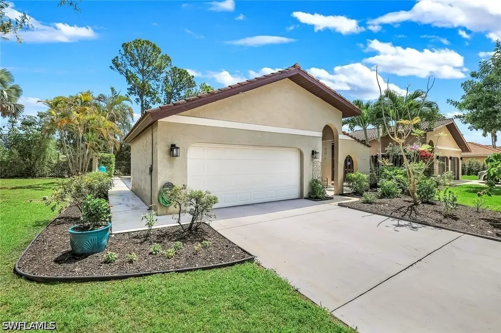26896 Spanish Gardens Drive Bonita Springs FL 34135