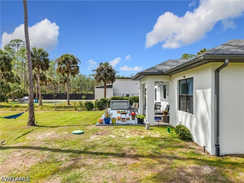 4160 10th Avenue NE Naples FL 34120