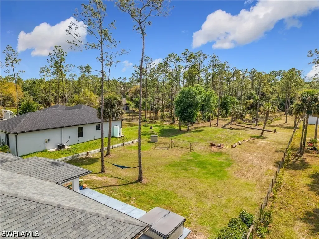 4160 10th Avenue NE Naples FL 34120
