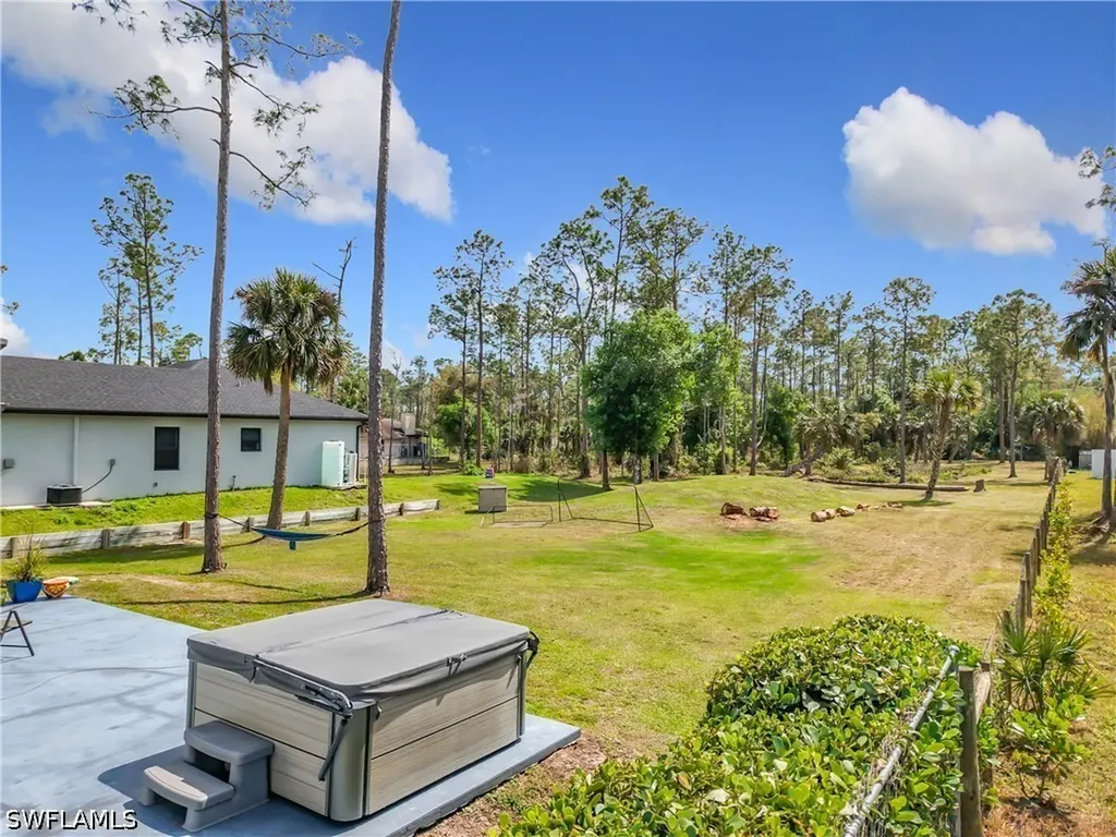 4160 10th Avenue NE Naples FL 34120
