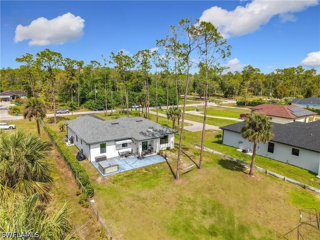 4160 10th Avenue NE Naples FL 34120
