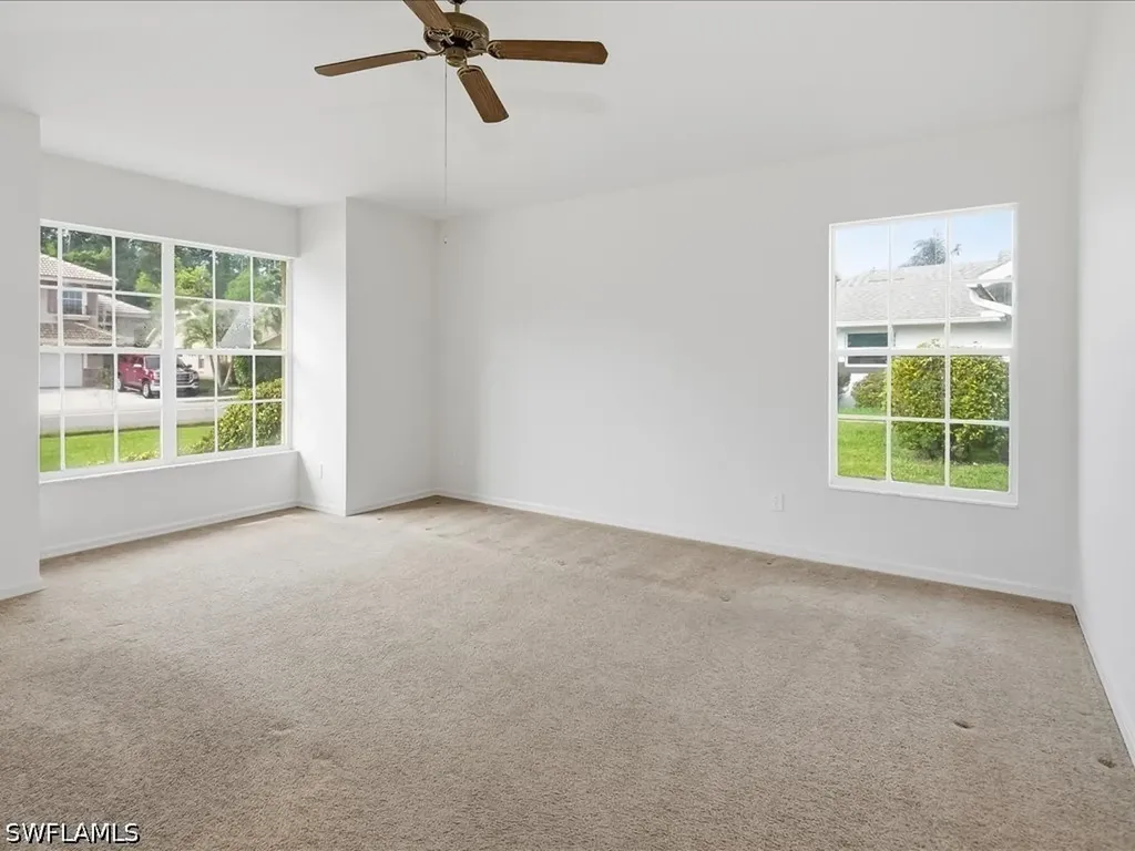 2305 Piccadilly Circus Naples FL 34112