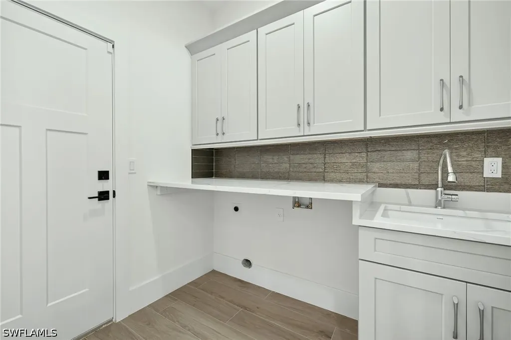 1200 Cypress Woods Drive Naples FL 34103