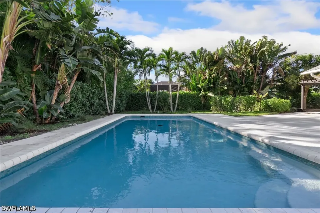 1200 Cypress Woods Drive Naples FL 34103