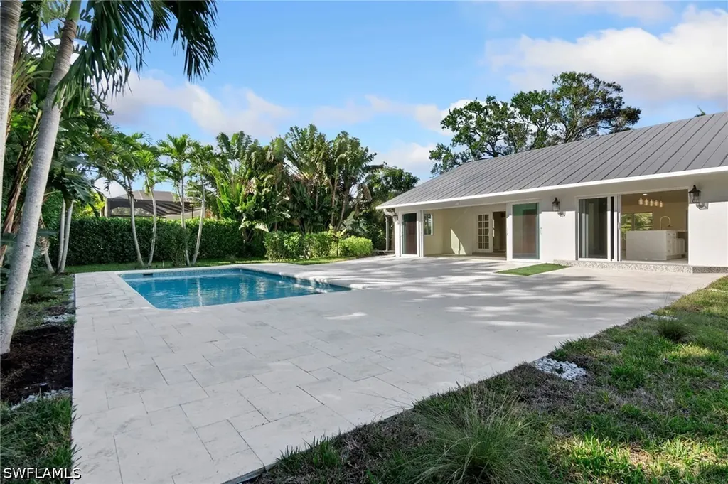 1200 Cypress Woods Drive Naples FL 34103