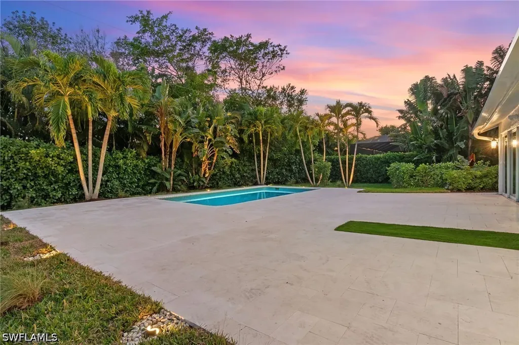 1200 Cypress Woods Drive Naples FL 34103