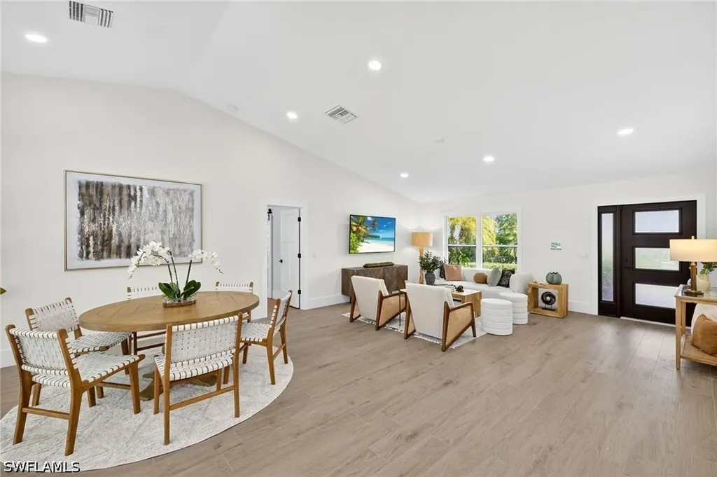 1200 Cypress Woods Drive Naples FL 34103