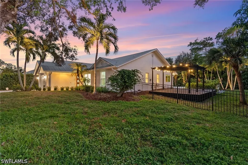 1200 Cypress Woods Drive Naples FL 34103