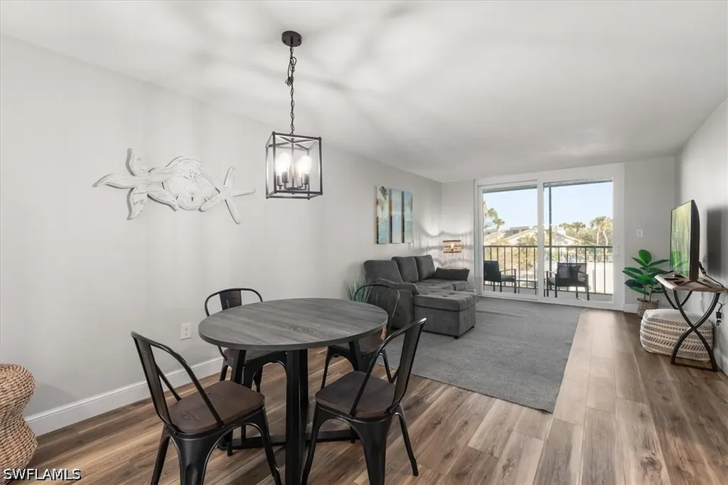 1324 Pasadena Avenue S South Pasadena FL 33707
