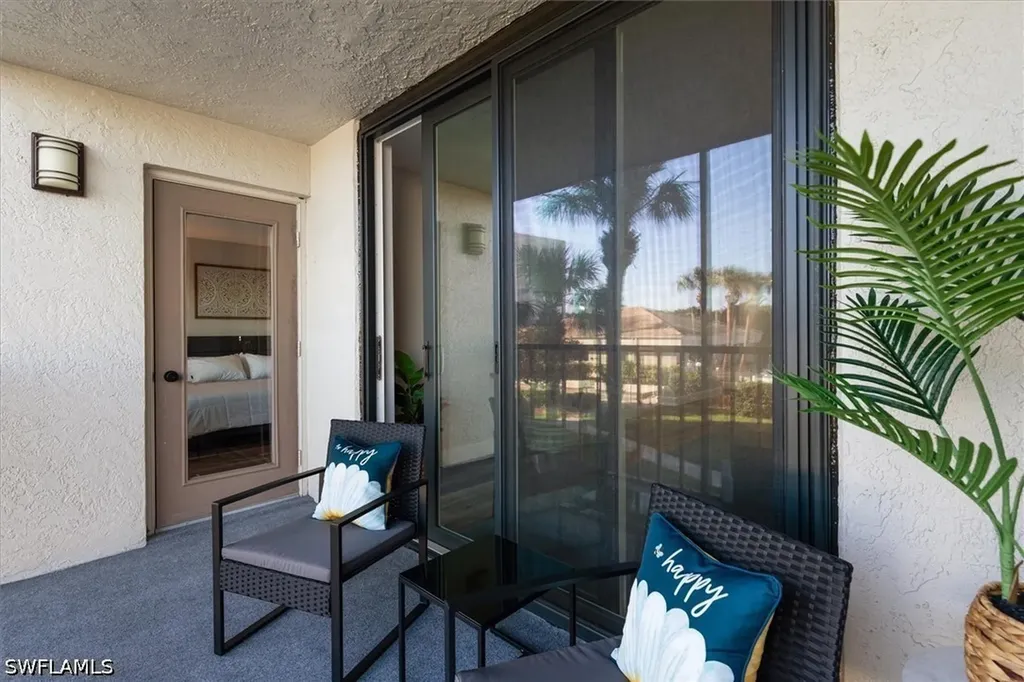 1324 Pasadena Avenue S South Pasadena FL 33707