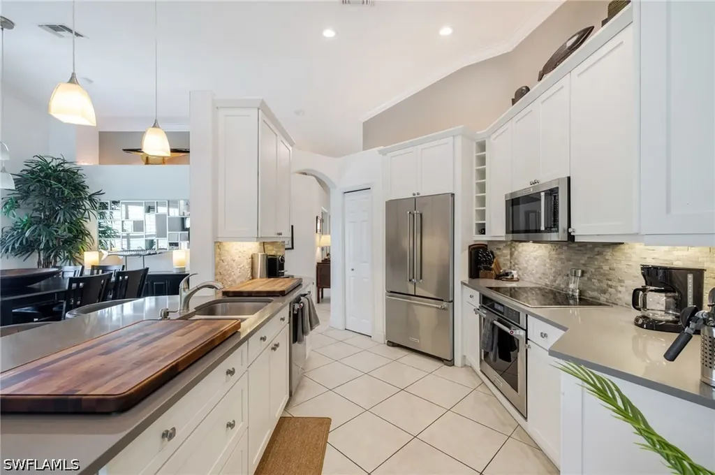 6871 Sterling Greens Drive Naples FL 34104