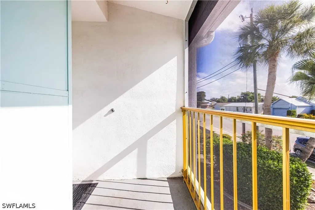 4216 SE 4th Place Cape Coral FL 33904