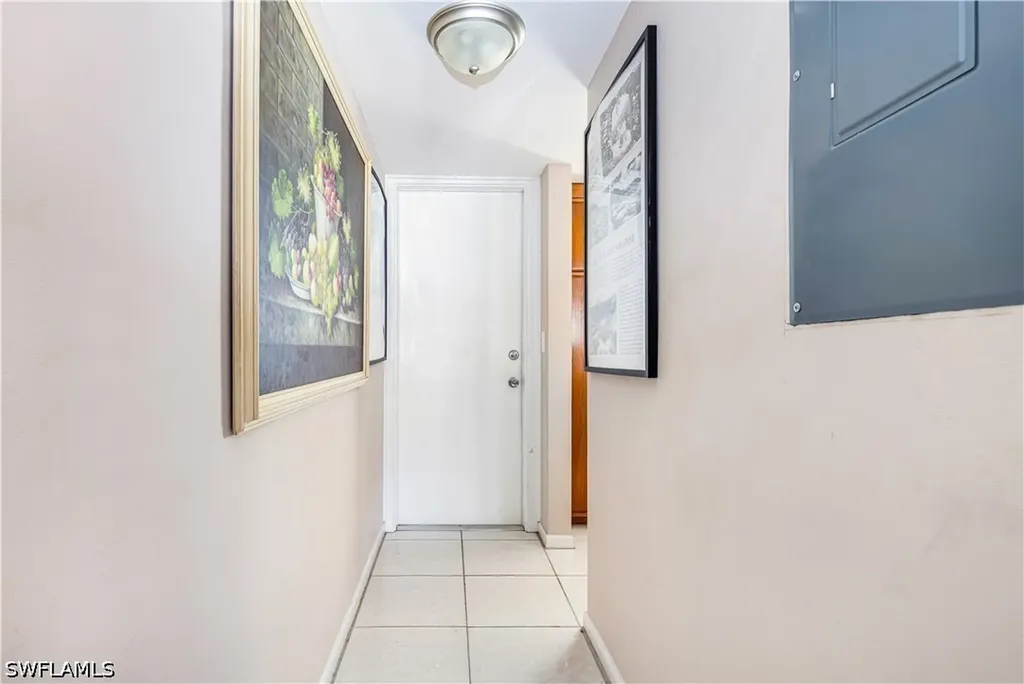 4216 SE 4th Place Cape Coral FL 33904