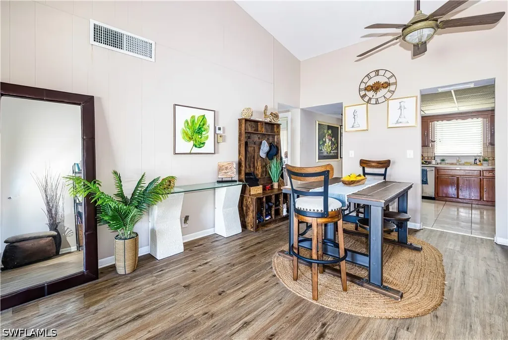 4216 SE 4th Place Cape Coral FL 33904