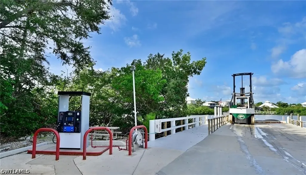 5025 Bonita Beach Road SW Bonita Springs FL 34134