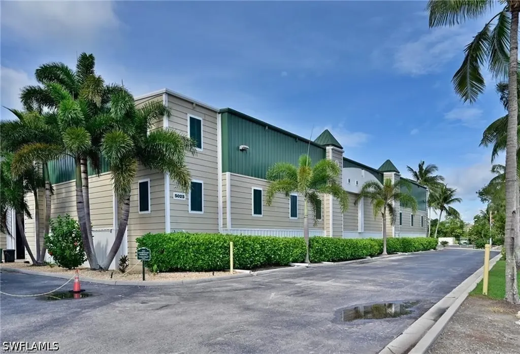 5025 Bonita Beach Road SW Bonita Springs FL 34134