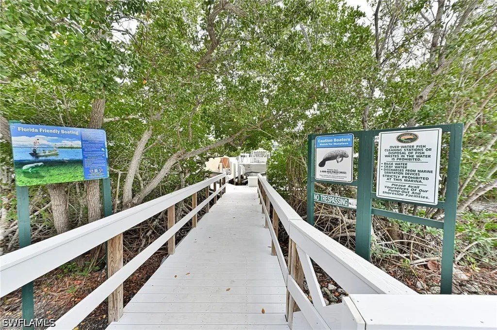 5025 Bonita Beach Road SW Bonita Springs FL 34134