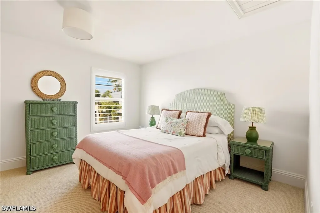 322 Harbour Drive Naples FL 34103