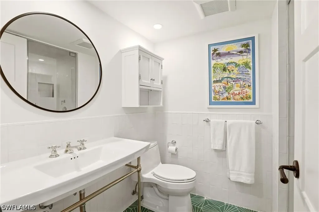 322 Harbour Drive Naples FL 34103