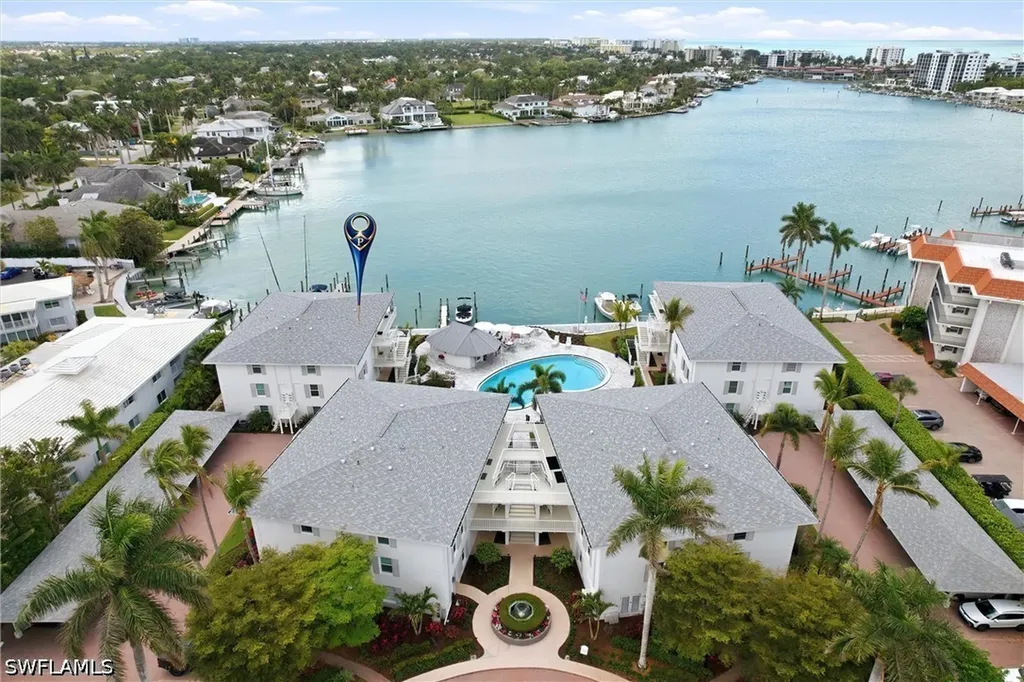 322 Harbour Drive Naples FL 34103