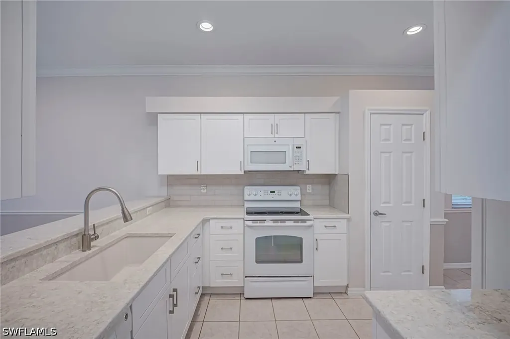 20676 Candlewood Hollow Estero FL 33928