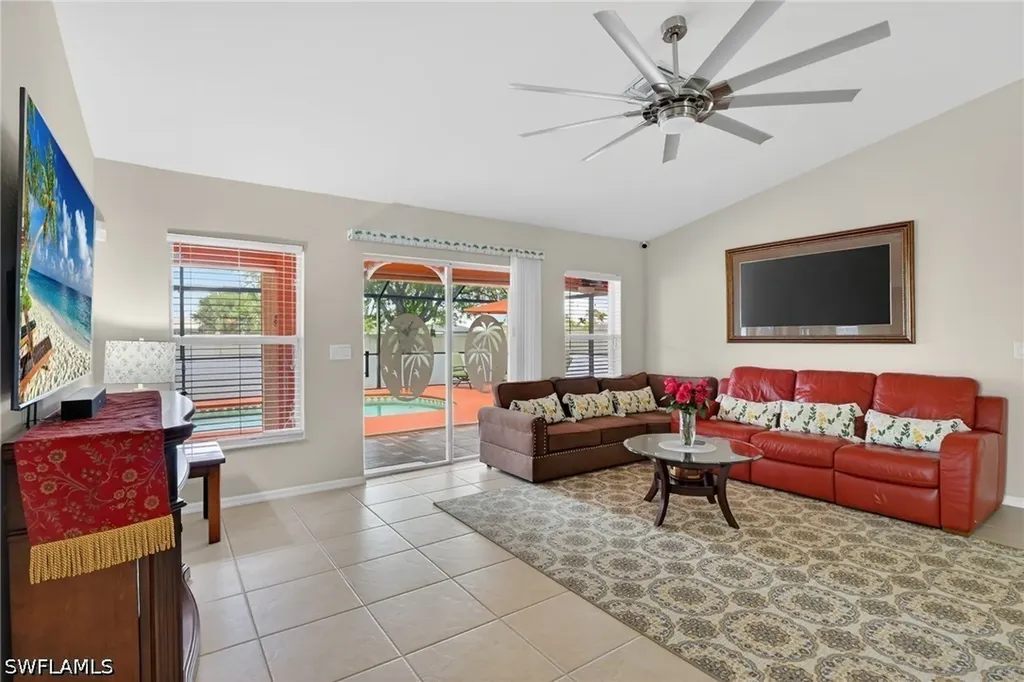 1223 NW 40th Place Cape Coral FL 33993