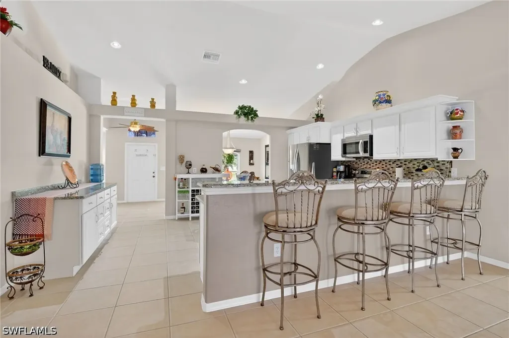 1223 NW 40th Place Cape Coral FL 33993