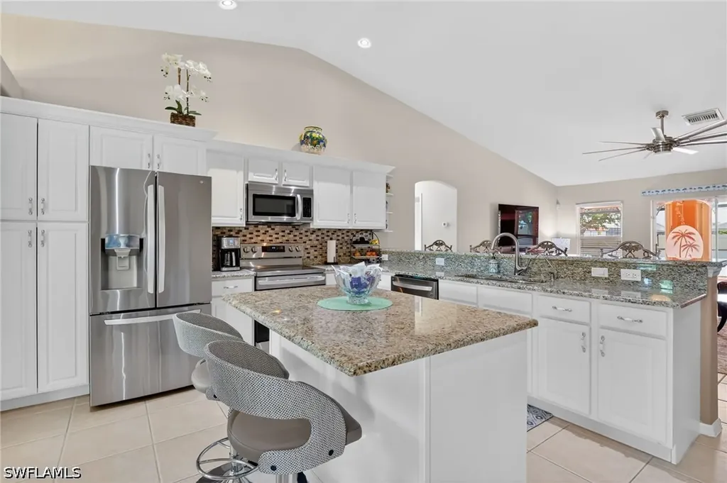 1223 NW 40th Place Cape Coral FL 33993
