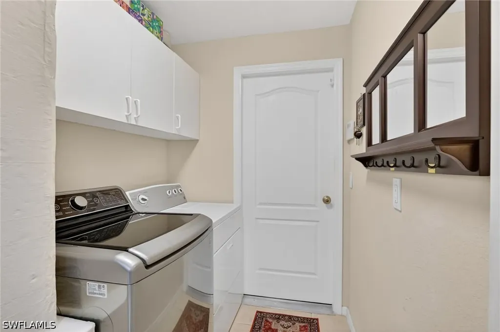 1223 NW 40th Place Cape Coral FL 33993