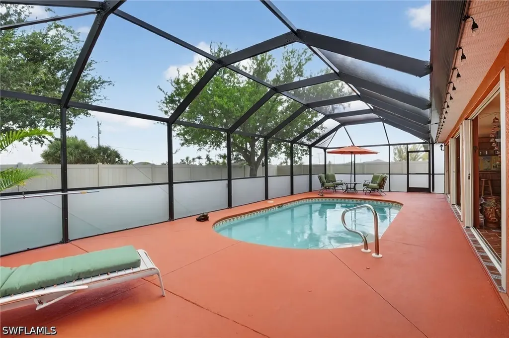 1223 NW 40th Place Cape Coral FL 33993