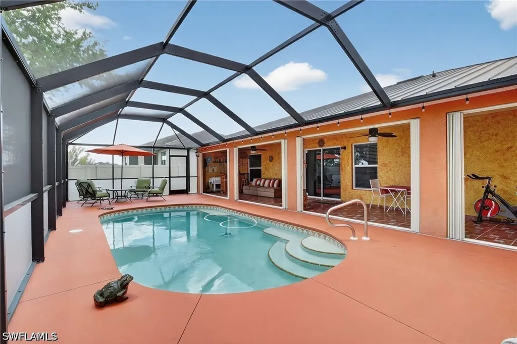 1223 NW 40th Place Cape Coral FL 33993