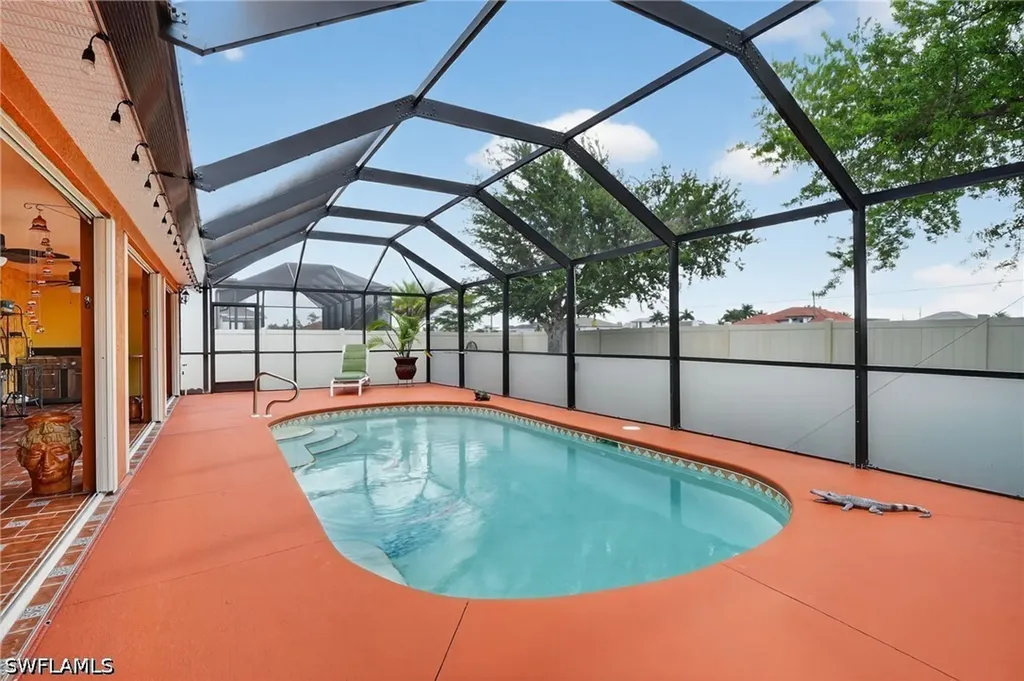 1223 NW 40th Place Cape Coral FL 33993