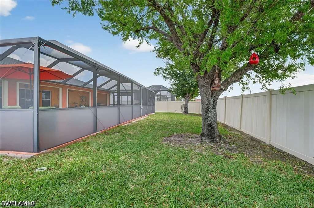 1223 NW 40th Place Cape Coral FL 33993