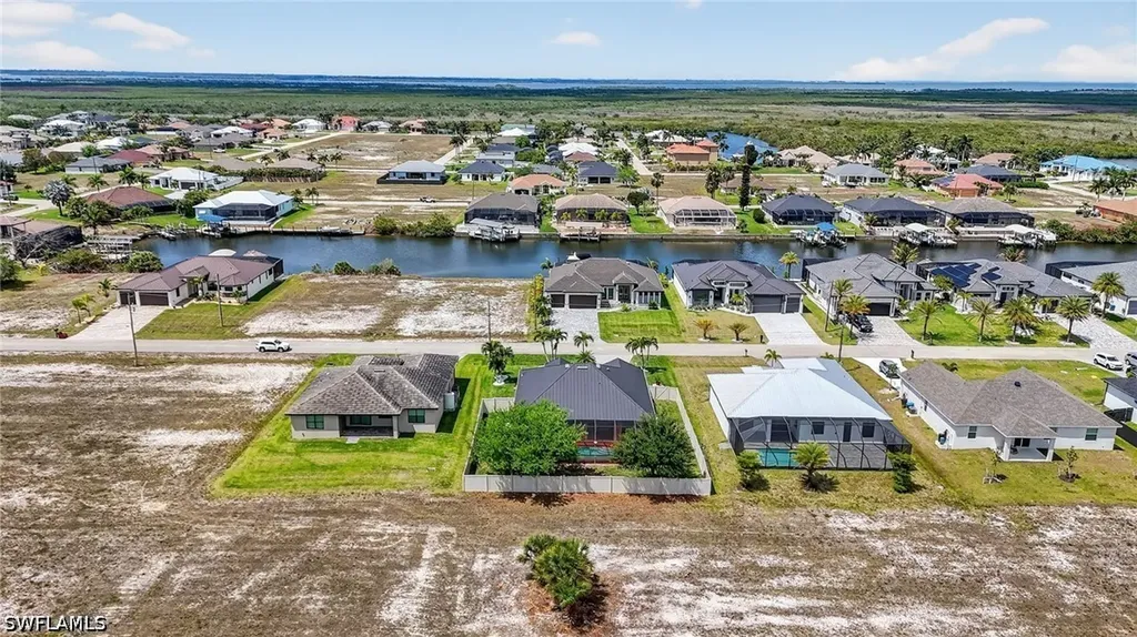 1223 NW 40th Place Cape Coral FL 33993