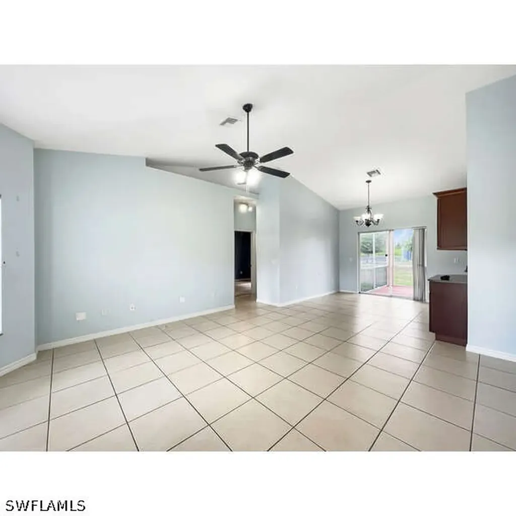 1252 Delores Street E Lehigh Acres FL 33974