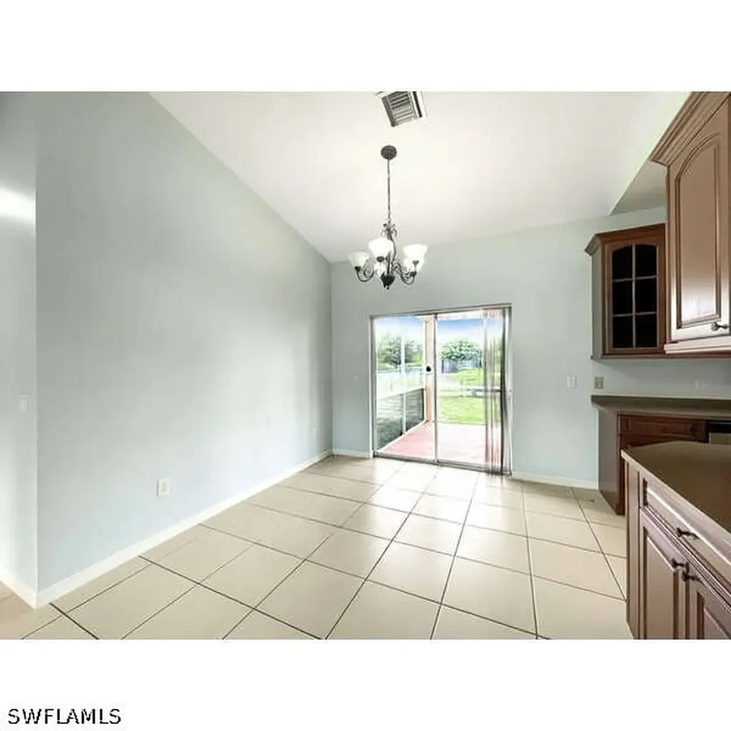 1252 Delores Street E Lehigh Acres FL 33974