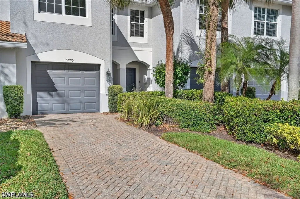 15995 Caldera Lane Naples FL 34110