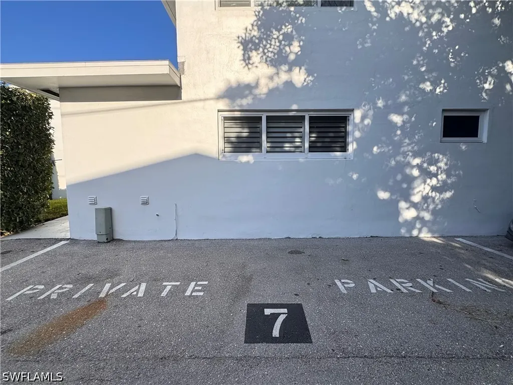 546 4th Avenue S Naples FL 34102