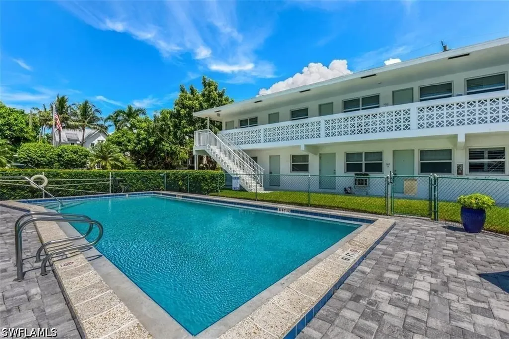 546 4th Avenue S Naples FL 34102