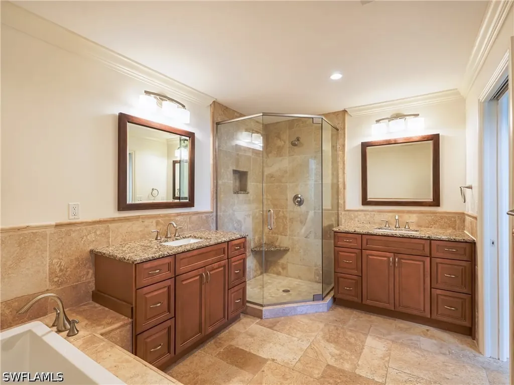 2847 Aintree Lane Naples FL 34112