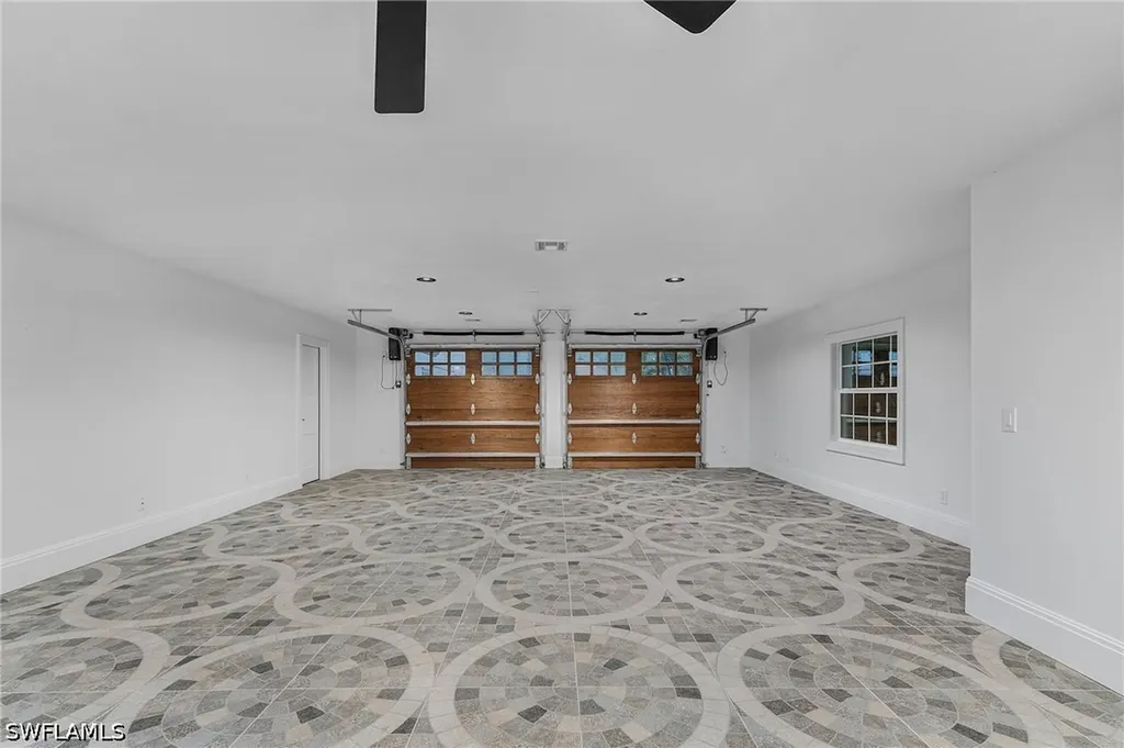 6155 Standing Oaks Lane Naples FL 34119