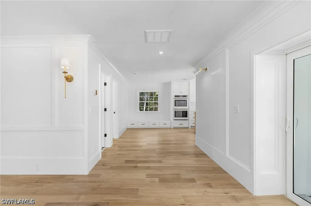 6155 Standing Oaks Lane Naples FL 34119