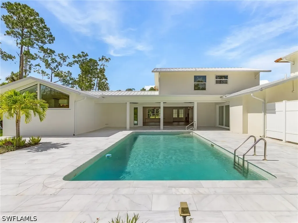 6155 Standing Oaks Lane Naples FL 34119