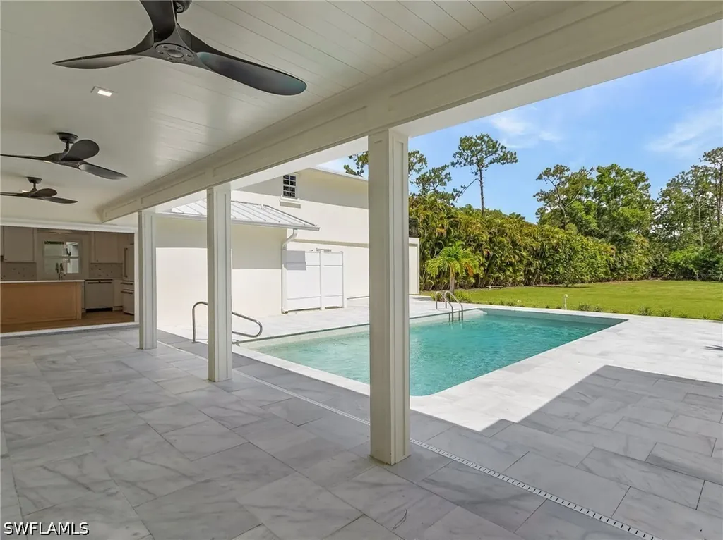 6155 Standing Oaks Lane Naples FL 34119